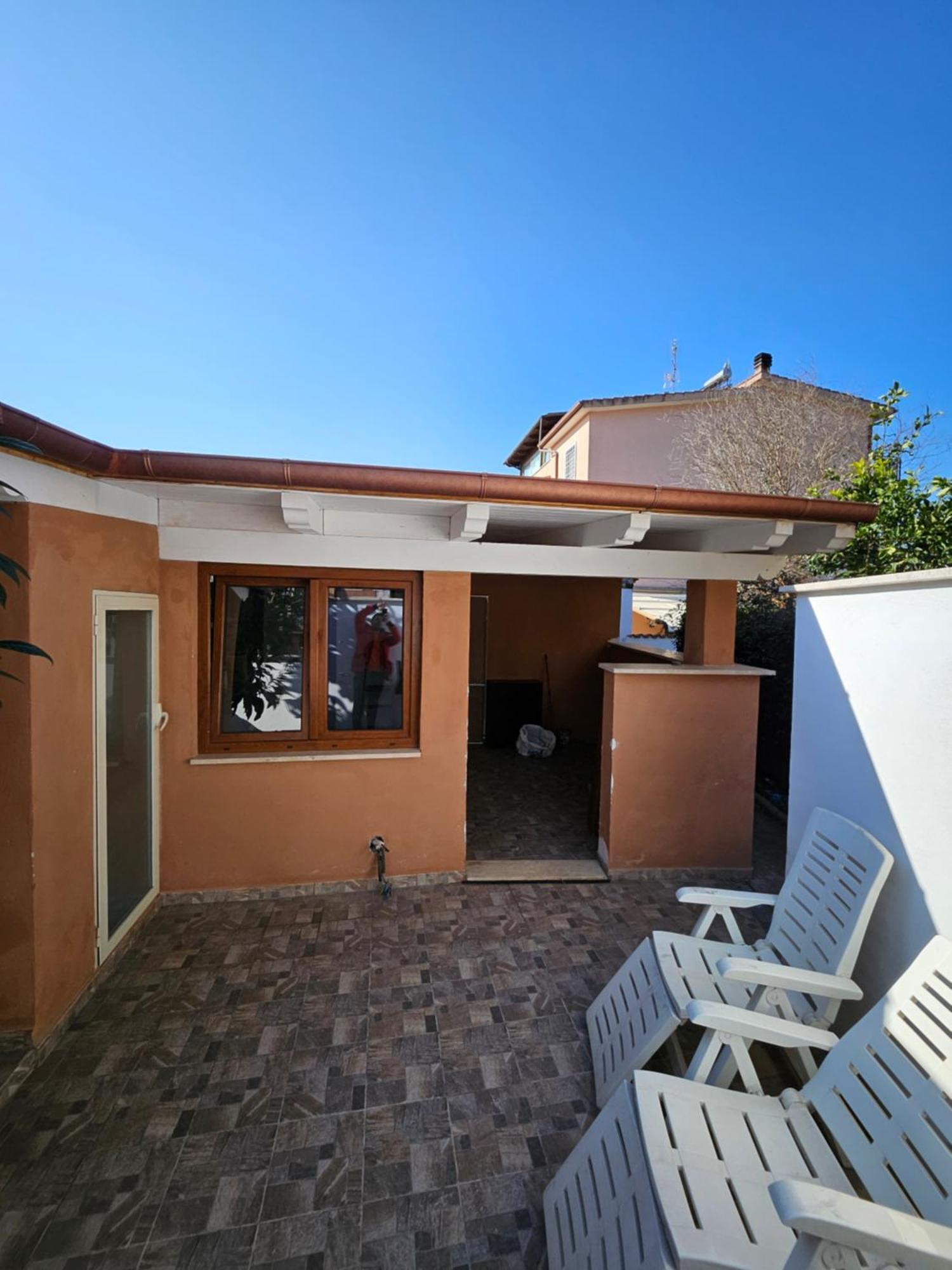 Casa Vacanze Dragona 15 Min Fco 10 Min Ostia Ачилия Екстериор снимка